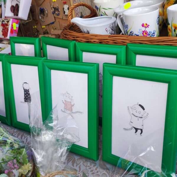gallery-item