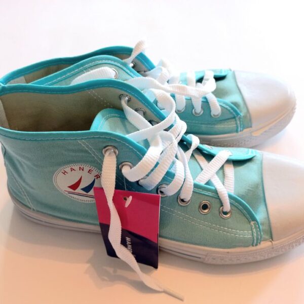 gallery-item